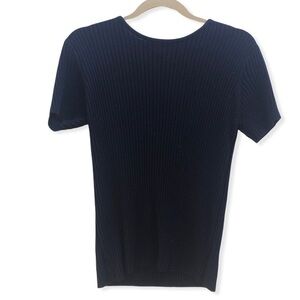 Finity Naturals knit short sleeve navy sweater